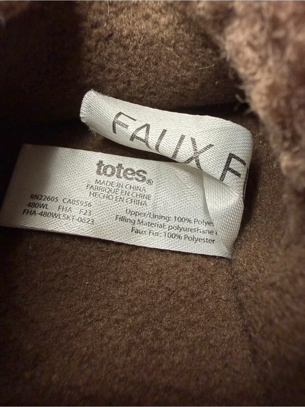 Totes Toasties kids' plush bear slippers Sherpa - Brown & Cream 11-12